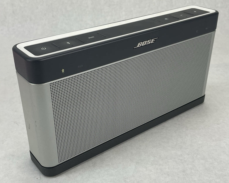 Bose Sound Link iii MODEL 414255 Bluetooth Speaker and Power Cord