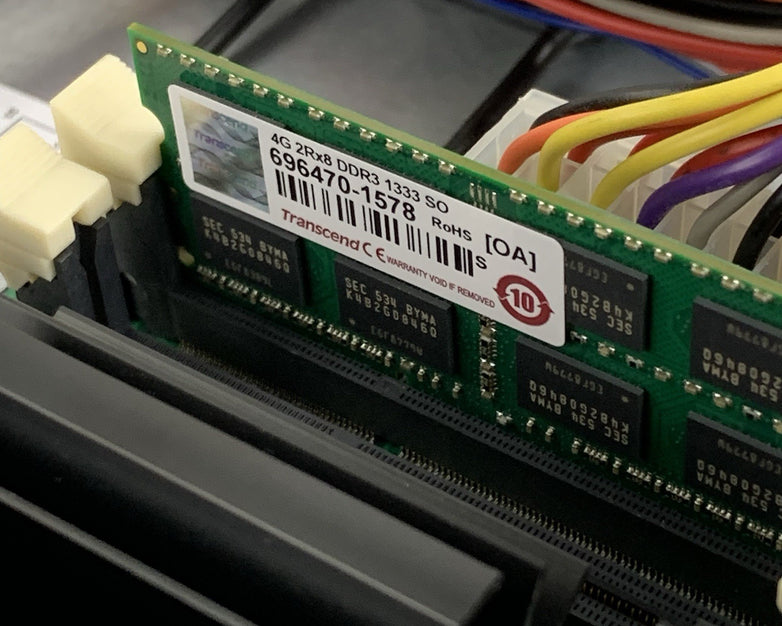 Tandberg RDX Quikstation 4 RMN-A-01-14 Desktop StorageLoader No HDD No OS