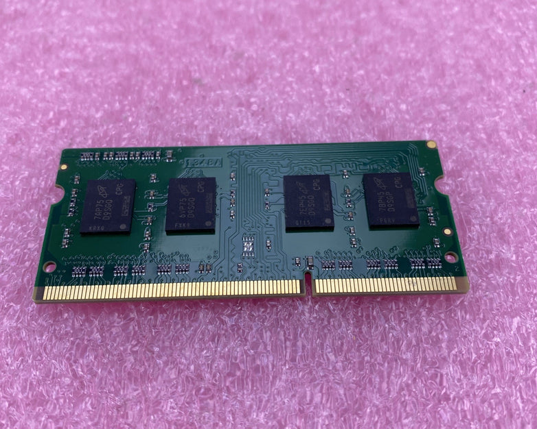 Crucial 4GB DDr3L-1600 Laptop Memory Ram CT51264BF160BJ.C8FPD - Lot of 3