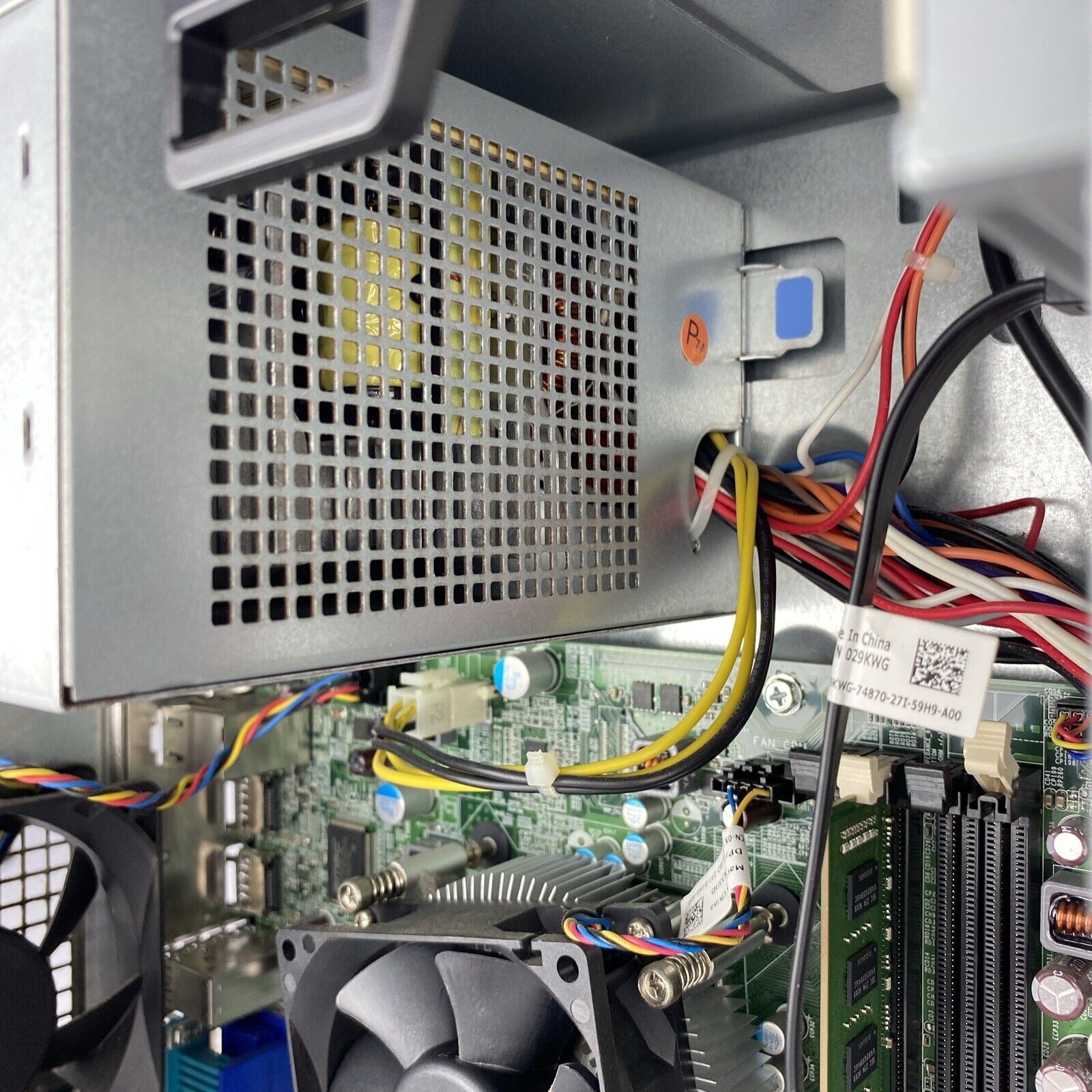 Dell Optiplex 7010 MT Intel Core i3-3220 3.30GHz CPU 4GB RAM No HDD No OS