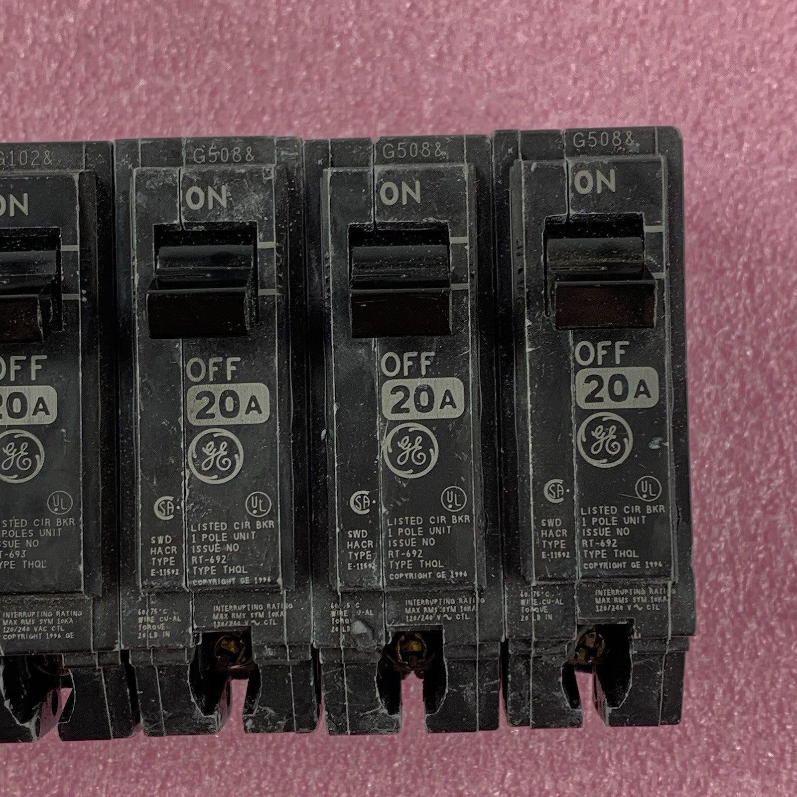 GE RT-692 THQB120 Circuit Breaker 1 Pole 20 Amp Untested Lot of 6x3