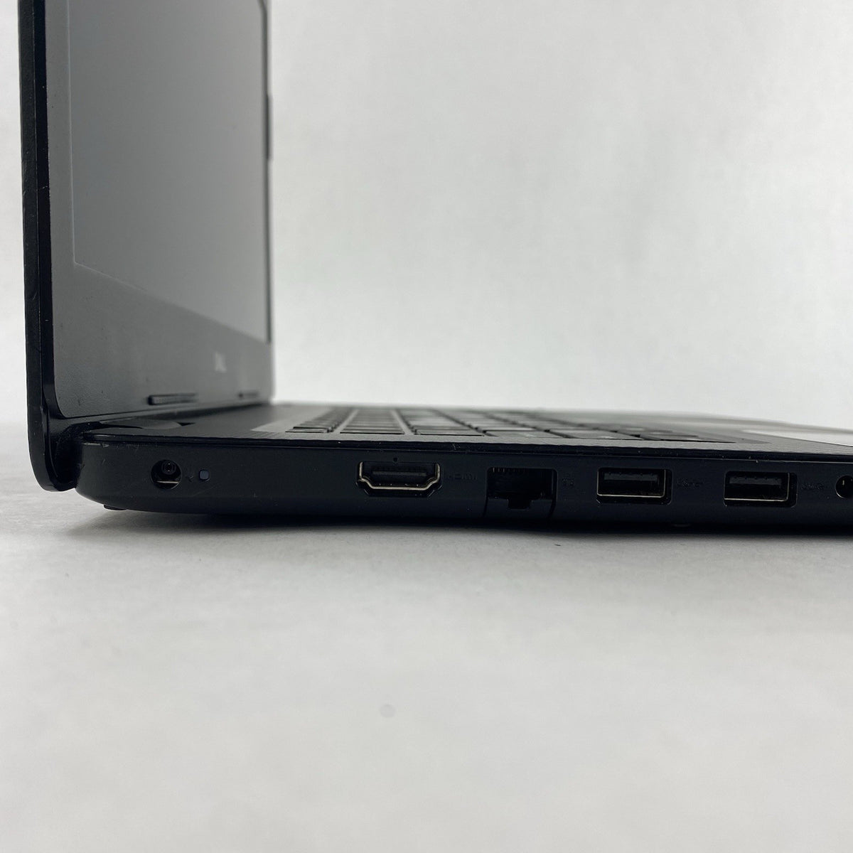 Dell Vostro 3490 14" i5-10210U 3.90GHz 16GB RAM No SSD/OS/AC - READ13