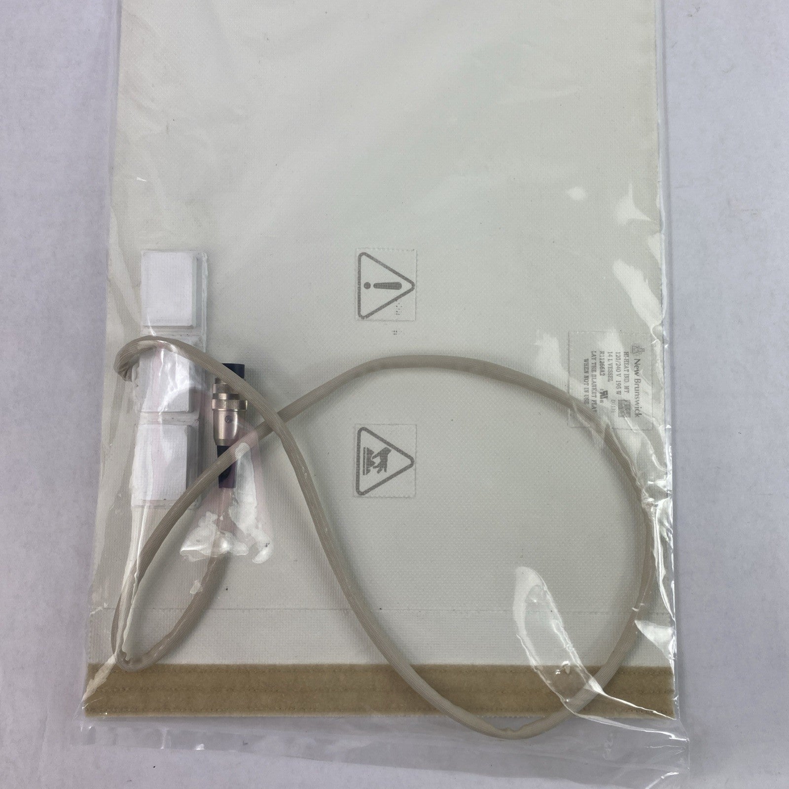 New Brunswick M1376-8013 Fermentation Heating Pad Blanket 27.5" x 11.5" For 14 L4