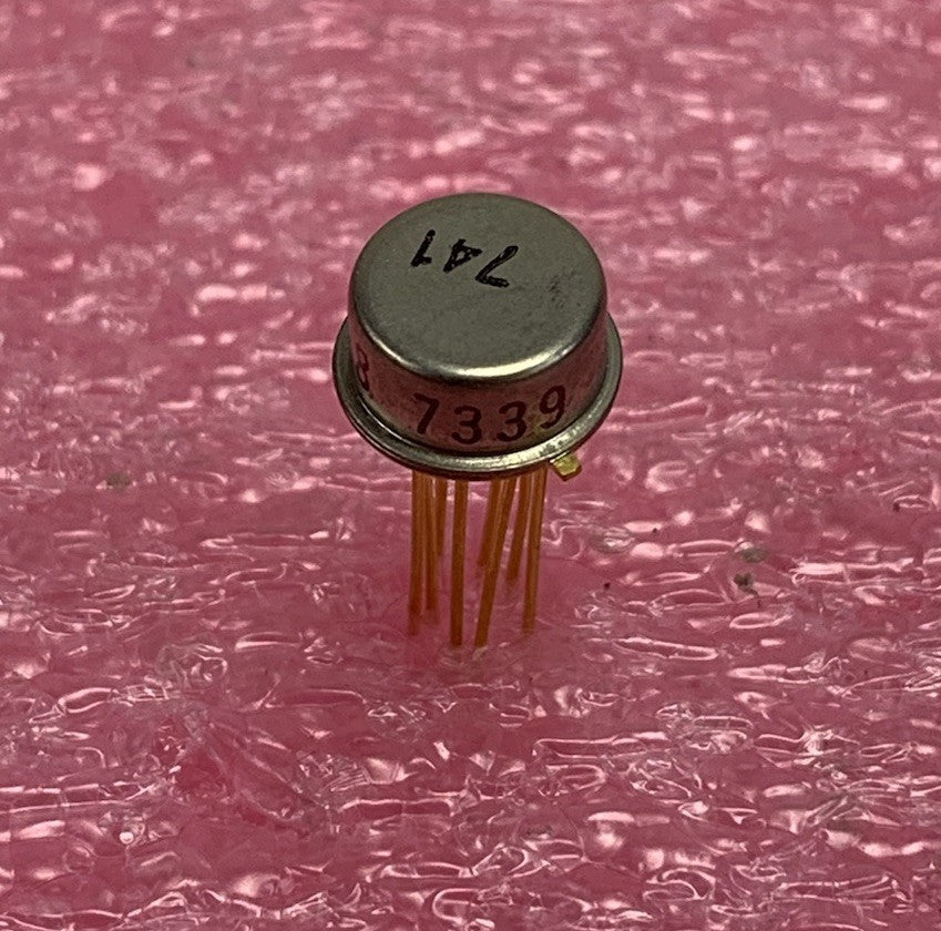 Fairchild 2500728 Metal Transistor (Lot of 13)