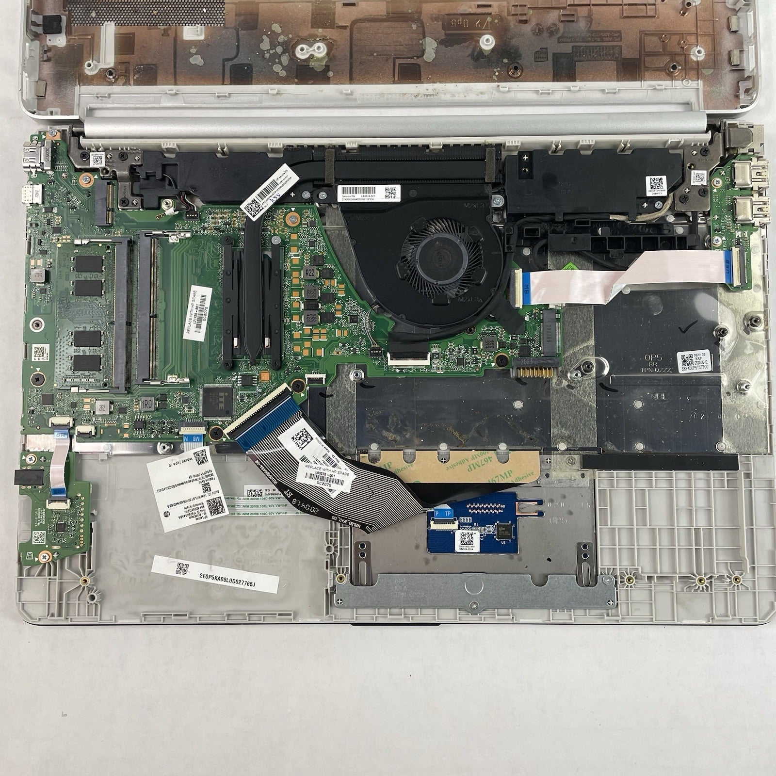 HP 15-dy1091wm 15.6" i3-1005G1 1.20 GHz 8 GB RAM No SSD/OS/AC/Batt- No Wifi Card17