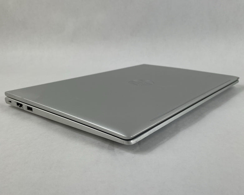 HP ProBook 450 G8 15.6" i5-1135G7 2.40 GHz 8 GB RAM No SSD/OS/AC - Bad USB