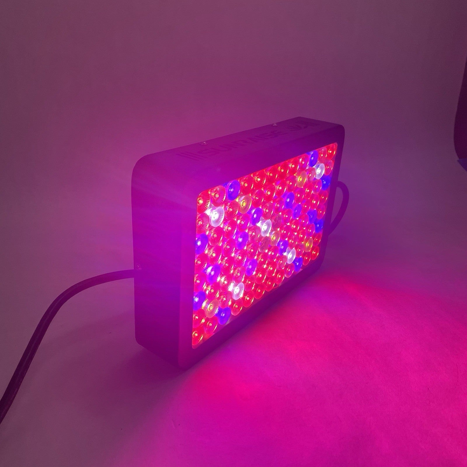 Sunraise 1000W LED Grow Light0