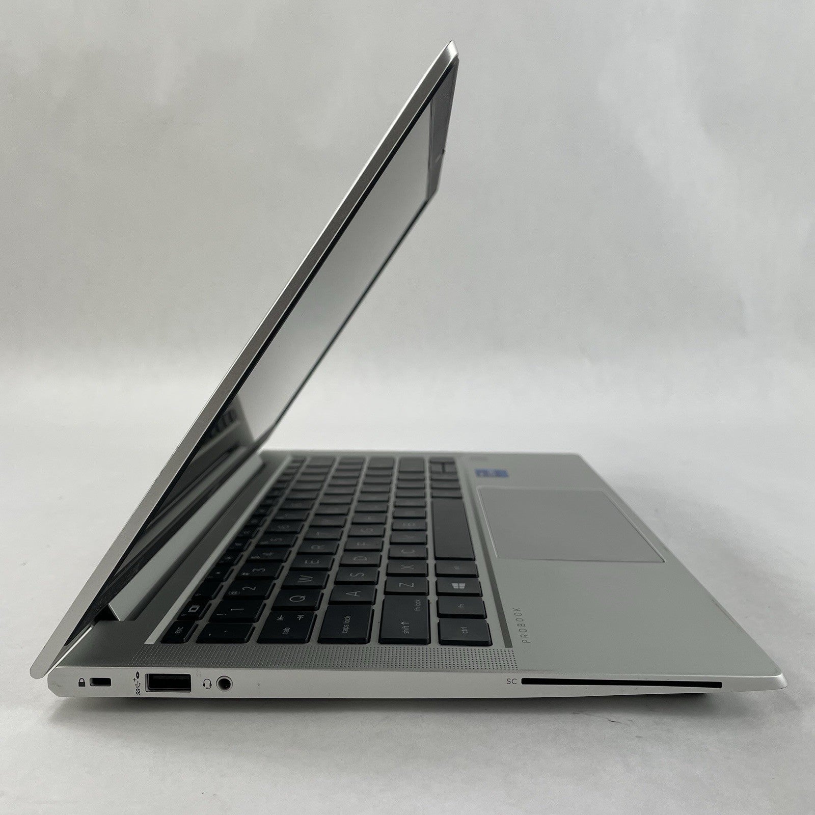 HP ProBook 630 G8 13.3" i7-1165G7 2.60 GHz 8 GB RAM No SSD/OS/AC3