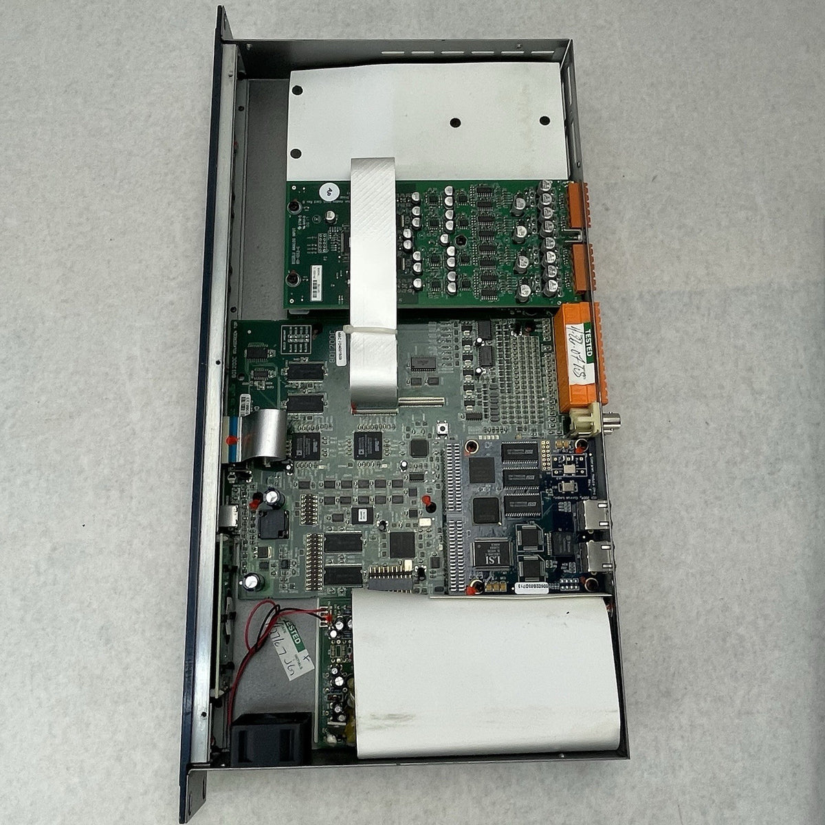 BSS Soundweb London BLU-80 Signal Processor - Tested14