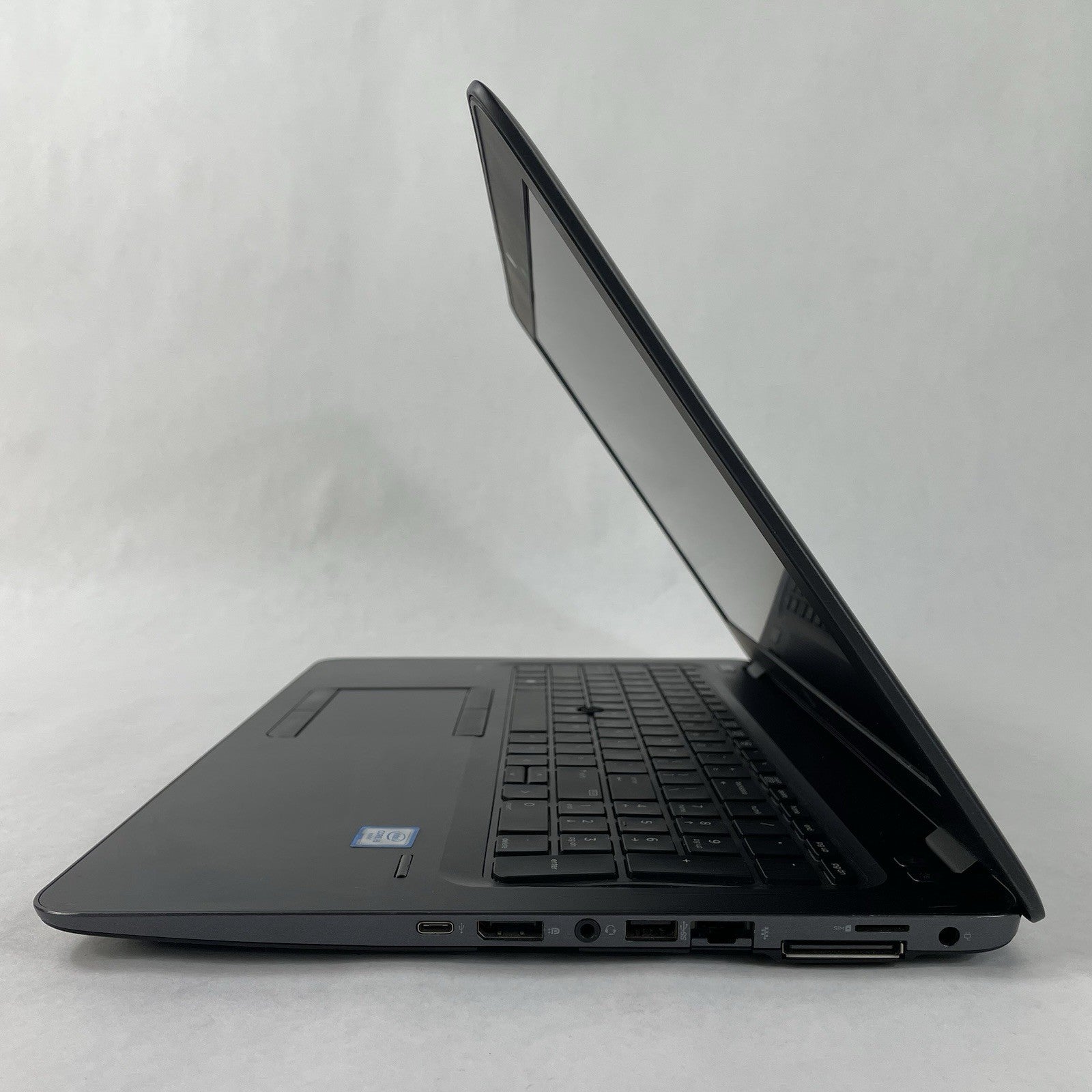 HP ZBook 15U G3 15.6" i5-6200U 2.30 GHz 8 GB RAM No SSD/OS/AC/Battery3