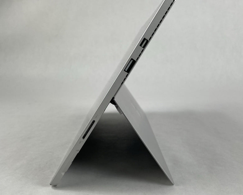 Microsoft Surface Pro 4 12" i5-6300U 2.40 GHz 8 GB RAM 256 GB SSD Win11 - READ