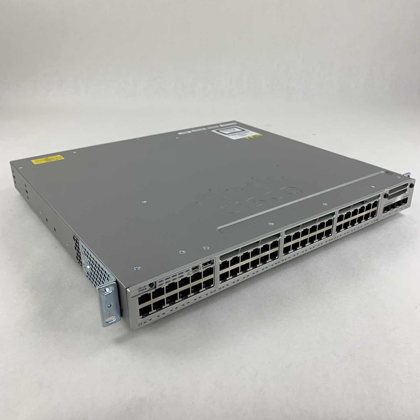 Cisco WS-C3850-48P-S V06 Catalyst 3850 w/ C3850-NM-4-1G Switch Tested Reset