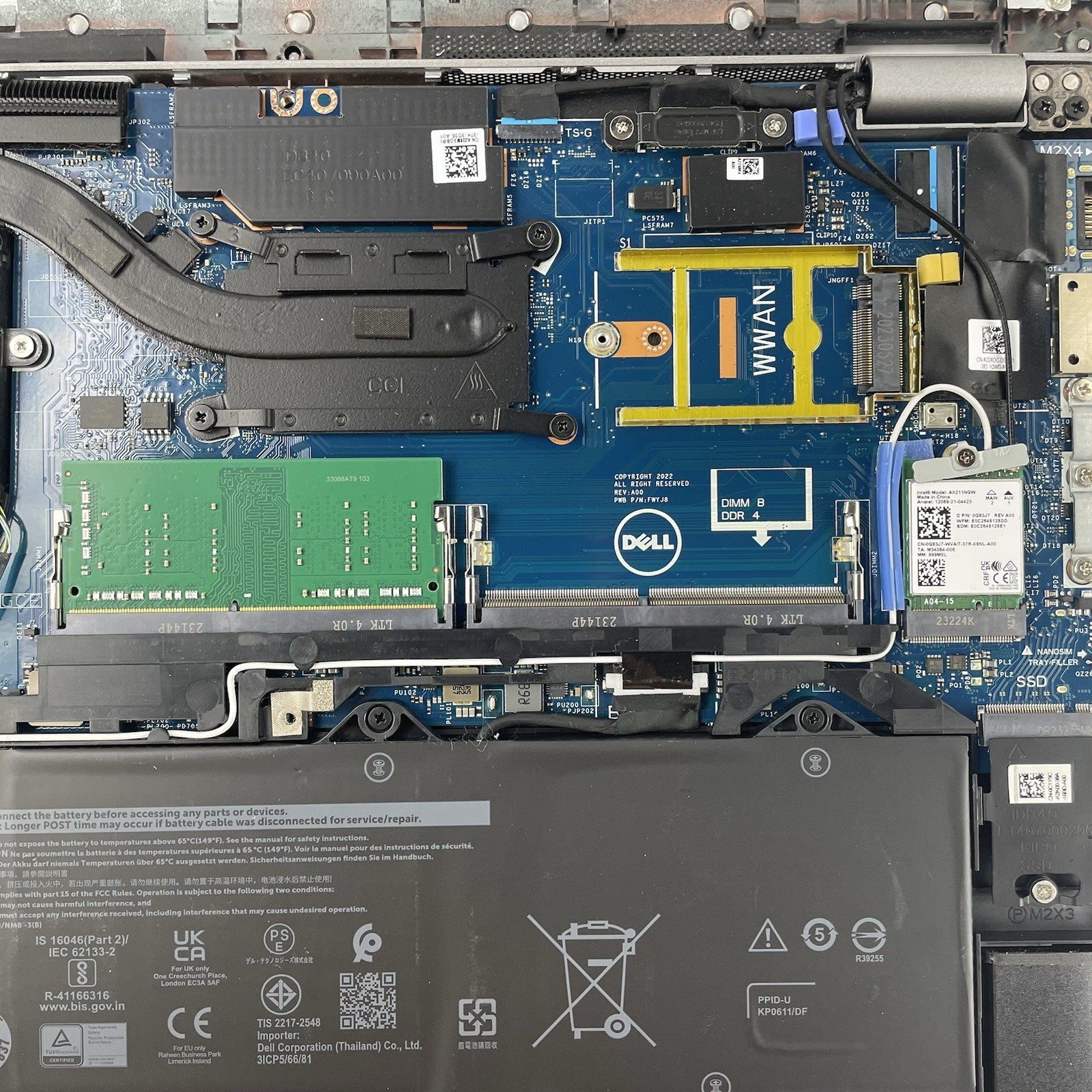 Dell Latitude 5440 14" i5-1345U 4.35 GHz 8 GB RAM No SSD/OS/AC - Bad Bottom17