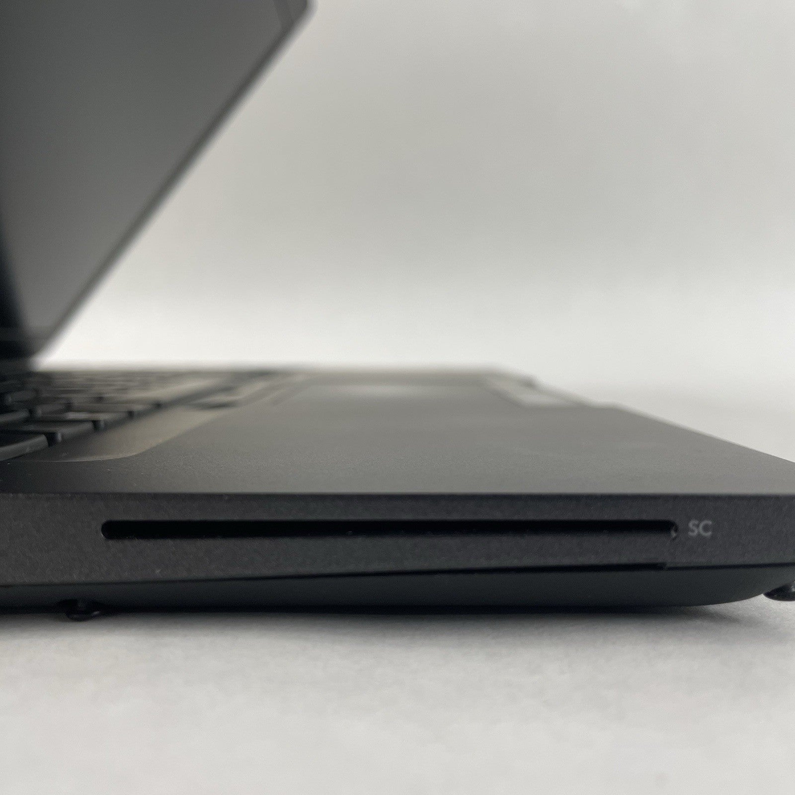 Dell Latitude 5400 14" i7-8665U 1.90 GHz 8 GB RAM No SSD/OS/AC - READ7
