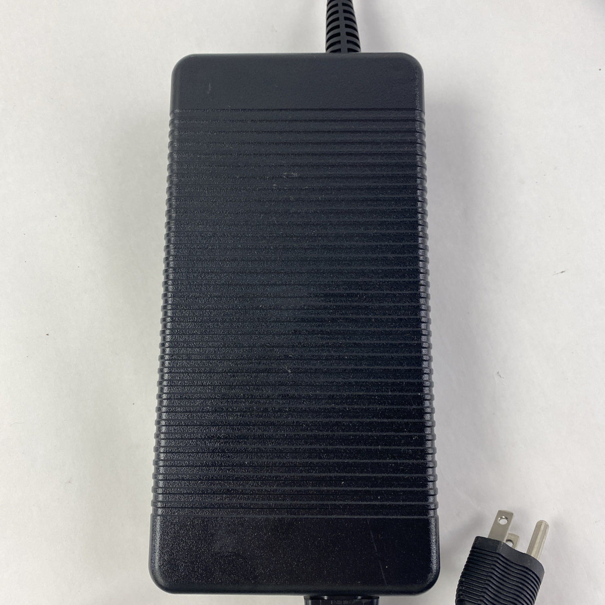 HP ADP-180AR 180W 54V 3.33A 4 Pin AC/DC Adapter2