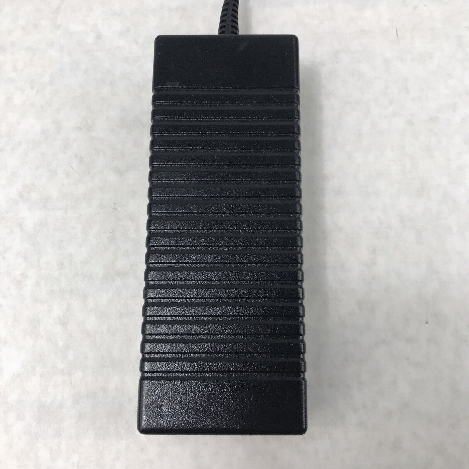 HP HSTNN-LA01-E 135W 19.5V 6.9A AC Power Supply PA-1131-06HF (Lot of 7)