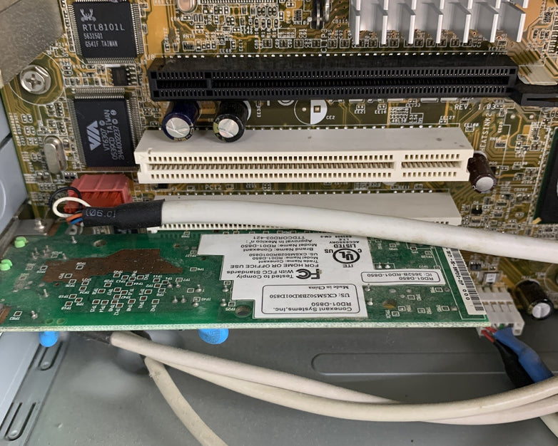 HP Pavilion A1330n Computer AMD Athlon 64 3800+ 2.4 GHz 1 GB Ram No OS No HDD