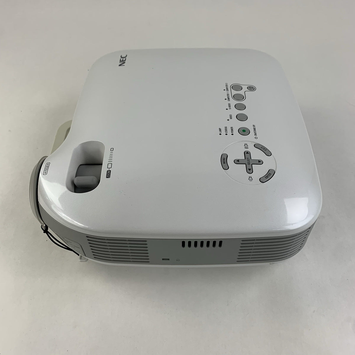 NEC VT670 LCD Projector - No Remote - 312 Lamp Hours6