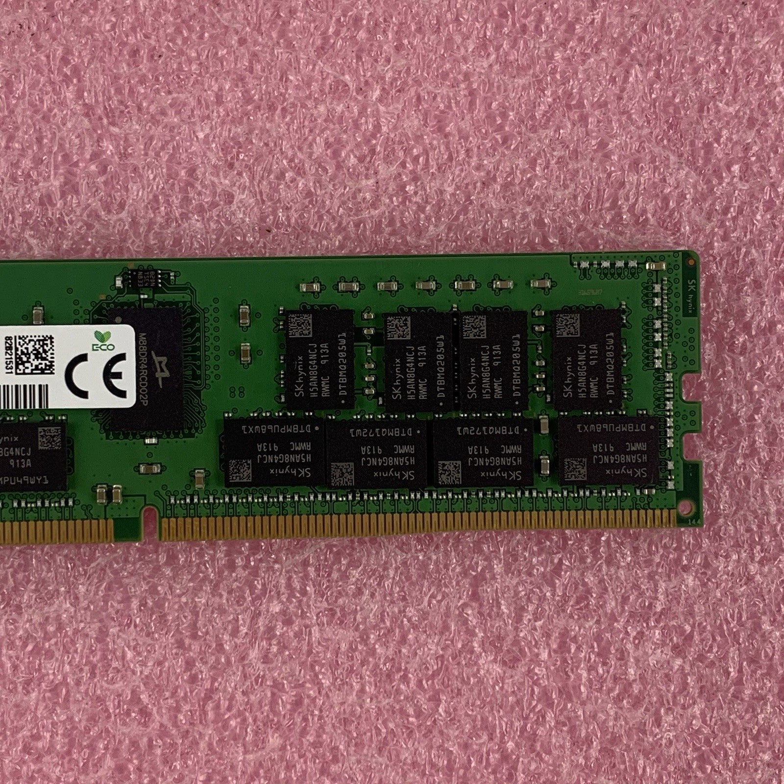 SK Hynix HMA84GR7CJR4N-WM 32 GB DDR4 PC4-23400 2Rx4 ECC Server Memory Module3