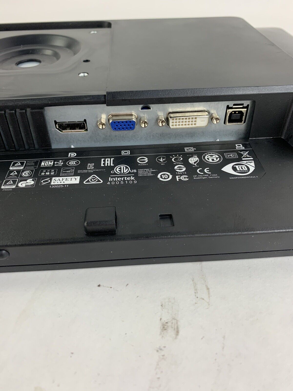 HP E231i 23" Monitor DP VGA Grade B No Stand Included