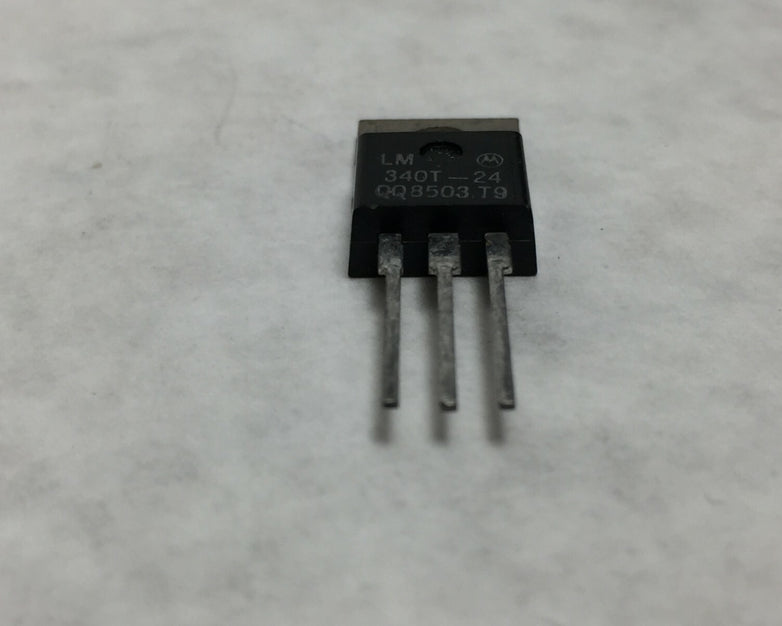 NOS  Motorola LM340T-24   Lot of 50