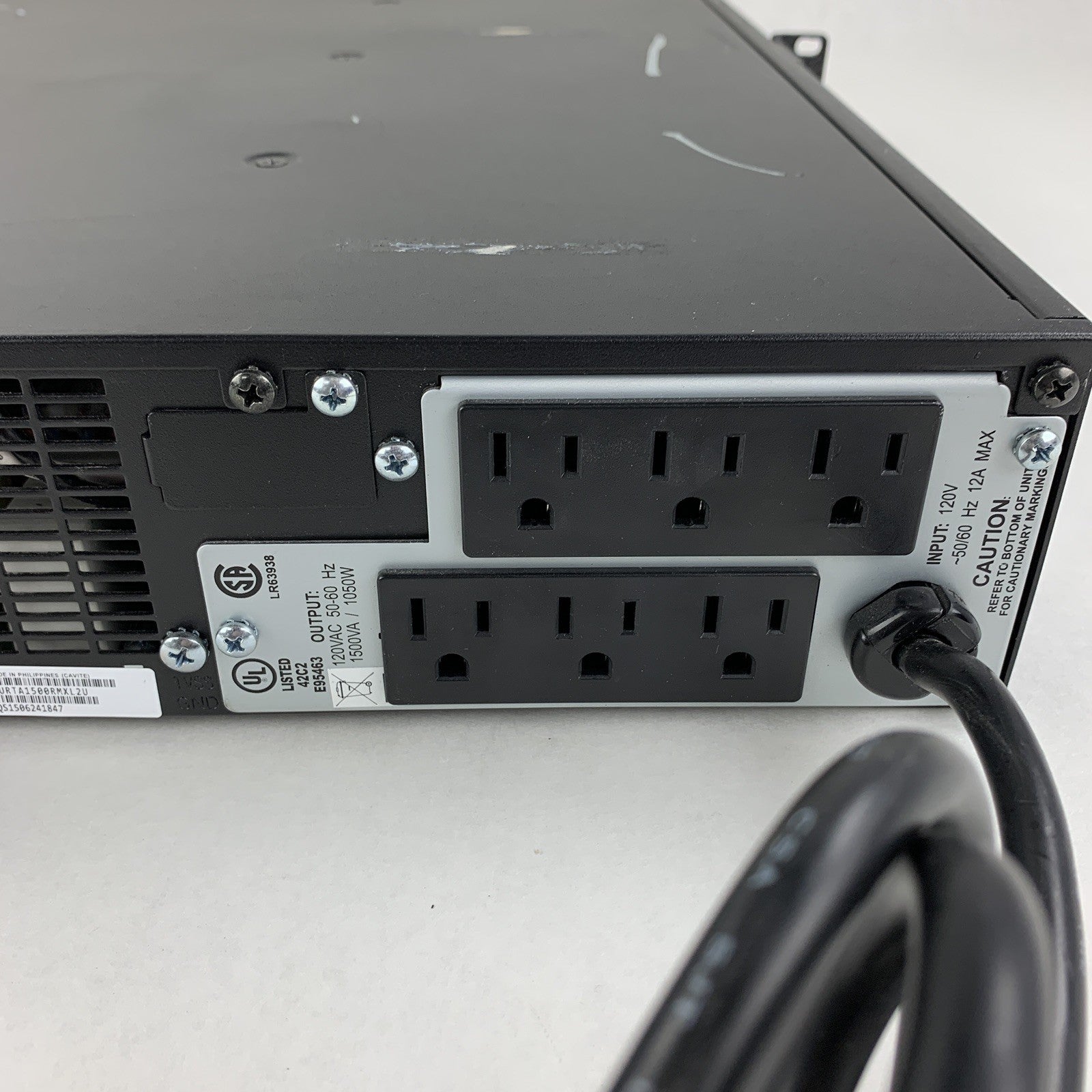 APC SURTA1500RMXL2U Smart-UPS RT 120V Uninterruptable Power Supply No Batt Tray