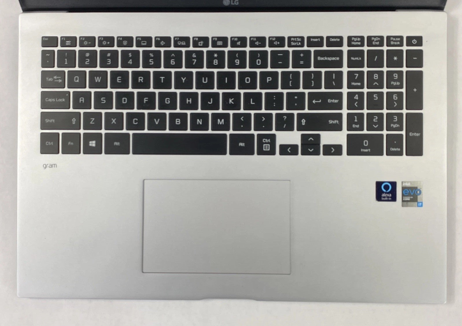 LG Gram 17Z90P-N.APS5U1 Intel Core i7-1165G7 2.80 GHz 16 GB RAM 17" No SSD No OS