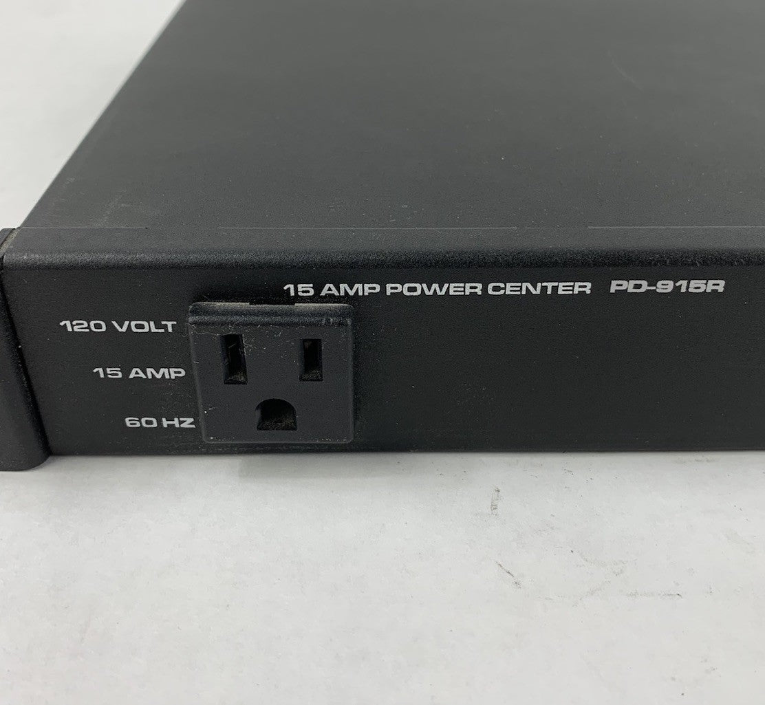 Middle Atlantic Products PD-915R 120V-15A-60Hz 8-Port Rackmount Power Center2