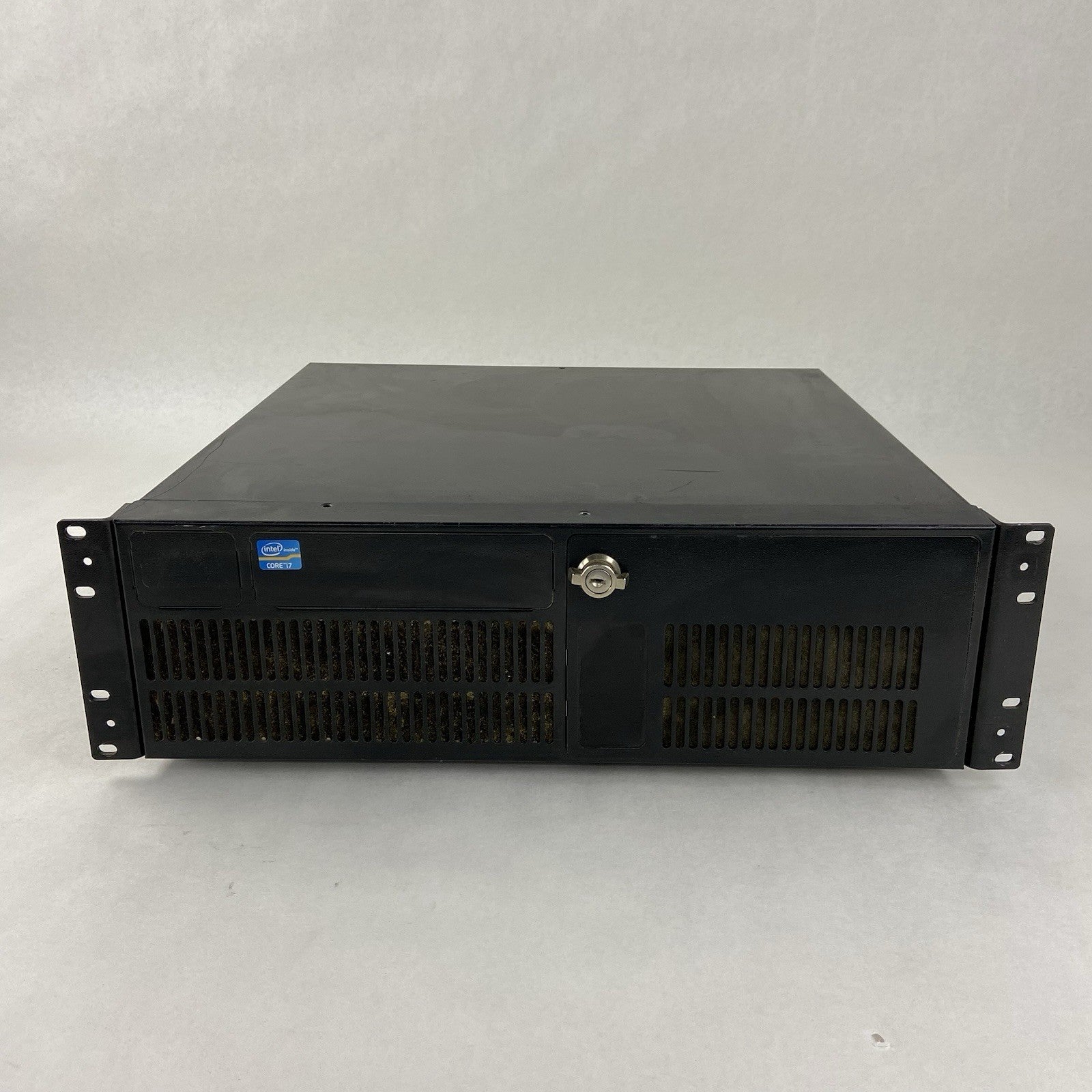 General Technics 3U Server Chasis Antec EA-650 Platinum 80 Plus1