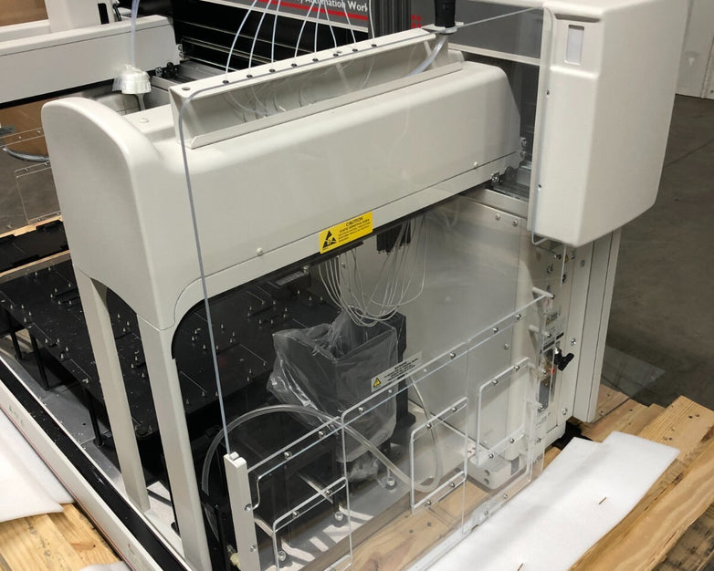Beckman Coulter Biomek FXP Automated Lab Workstation w/ Tray, Tips, Hood