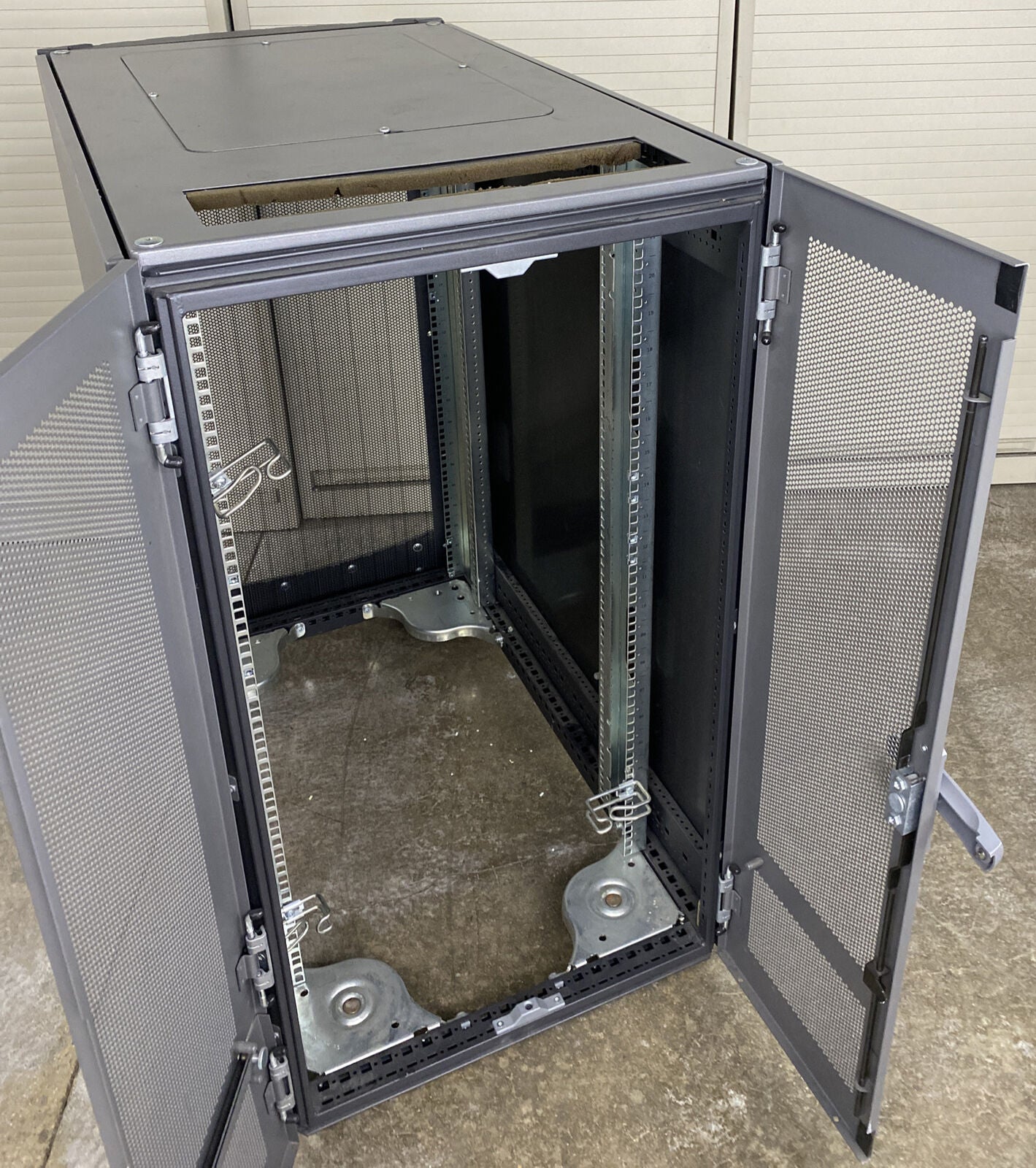 HP 245171-001 10622 22U G2 Graphite Rack CASE ONLY