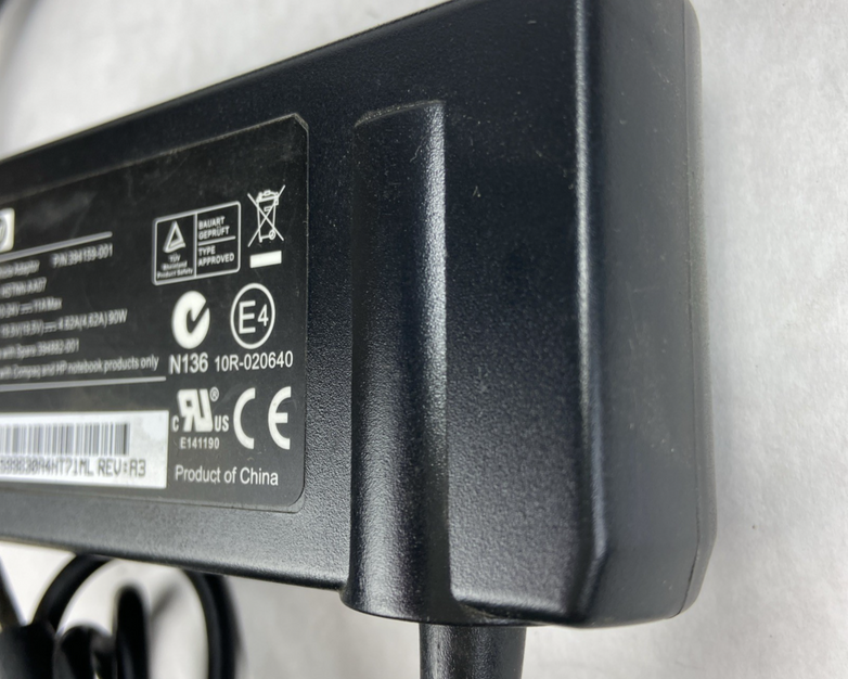 HP 90W DC Vehicle Travel Adapter 19.5V 4.62A Model HSTNN-AA07 Part 394159-001