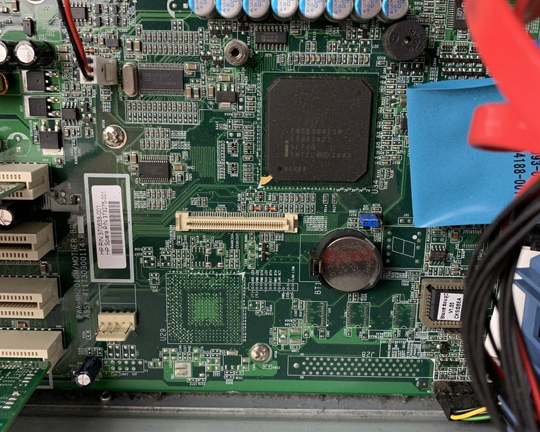 HP Proliant ML150 G2 Tower Server 1x Xeon 3.0 GHz 3 GB Ram No OS No HDD