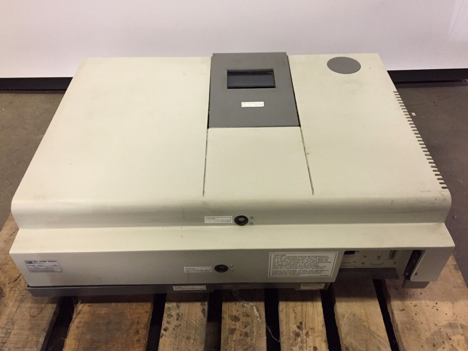 Nicolet FTIR Spectrometer Model 20DXB S/N 8503317