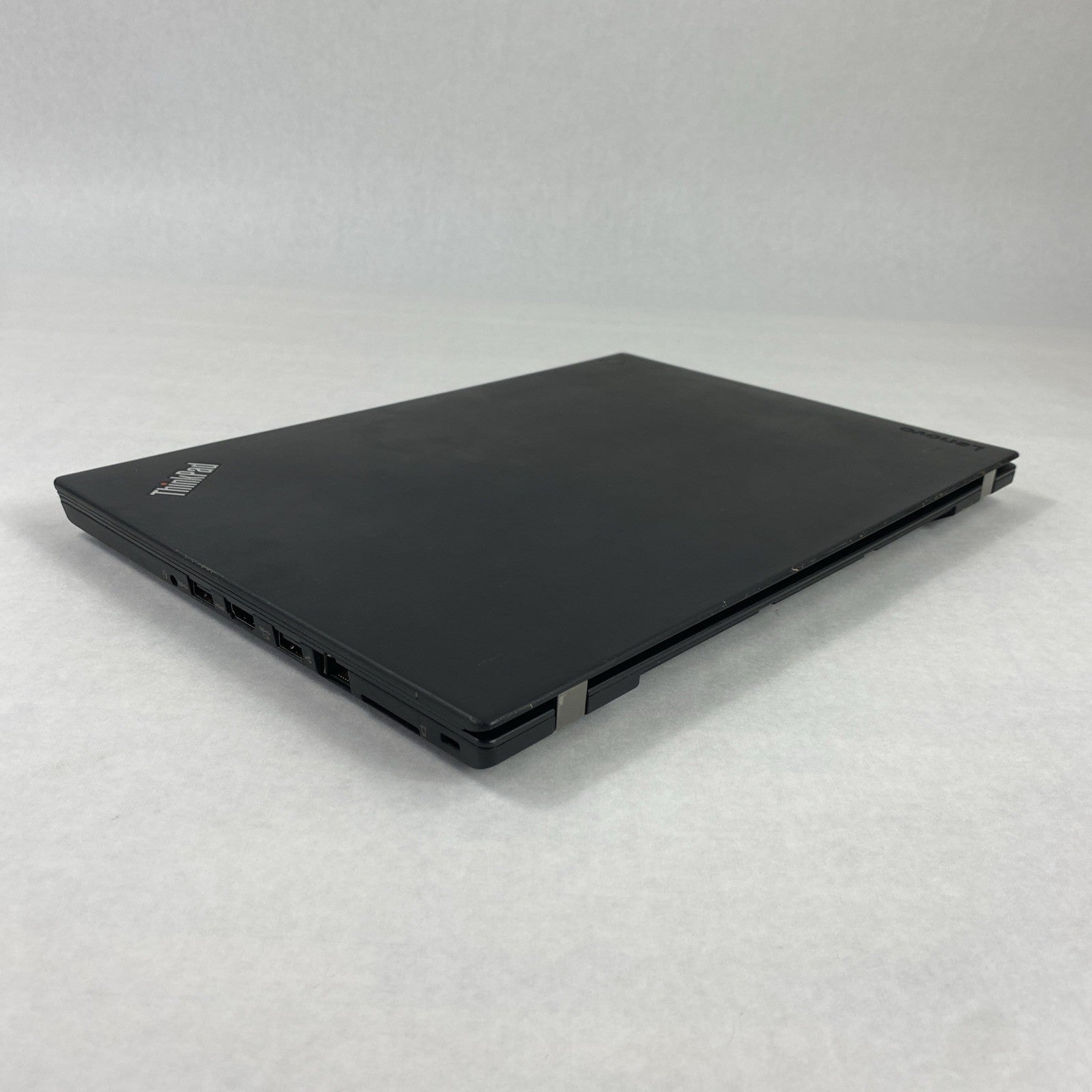 Lenovo ThinkPad T470 Core i5-7300U 2.60 GHz 8 GB RAM 14" No Battery No HDD No OS