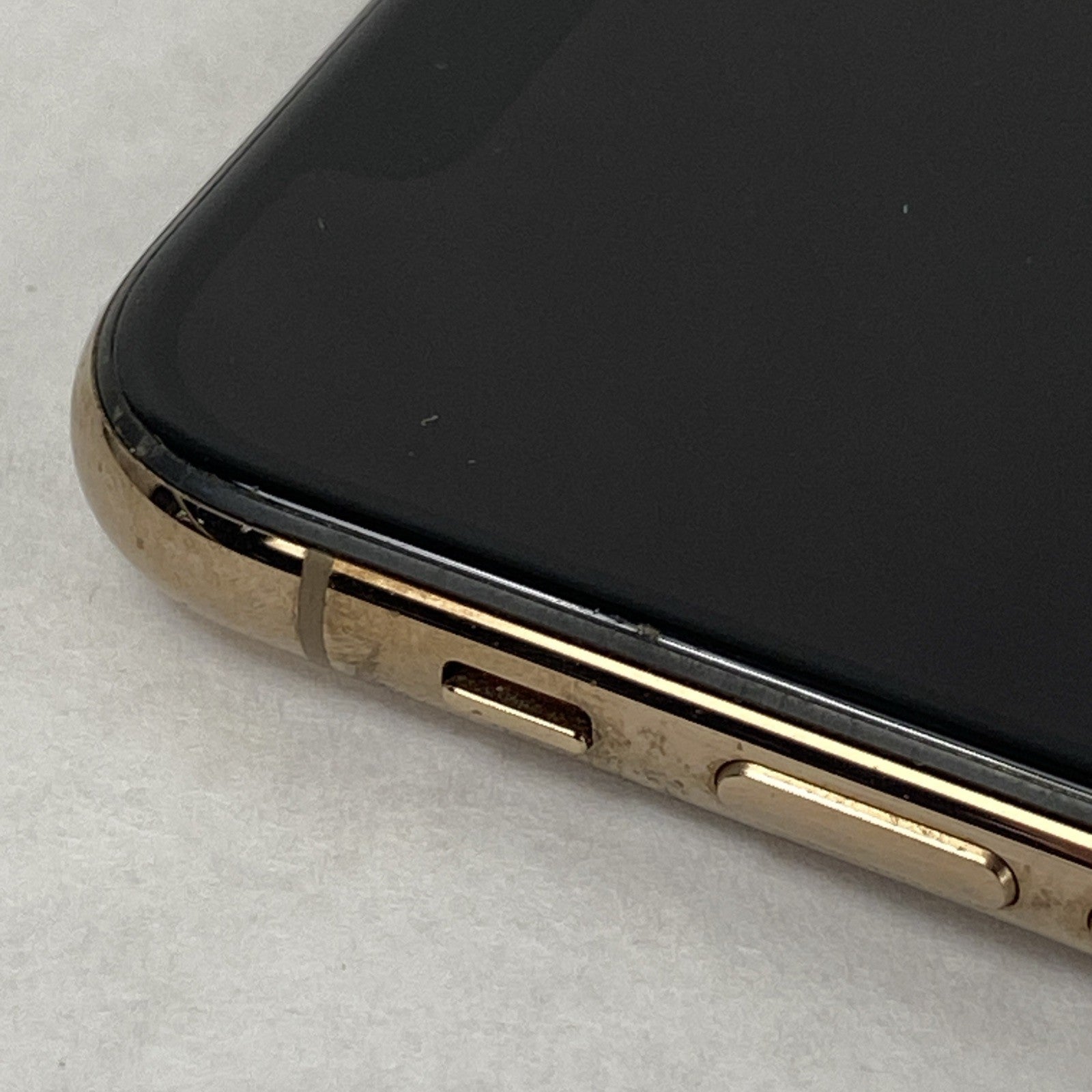 Apple iPhone XS A1920 256GB Unlocked 5.8" Gold IOS 18.7.810