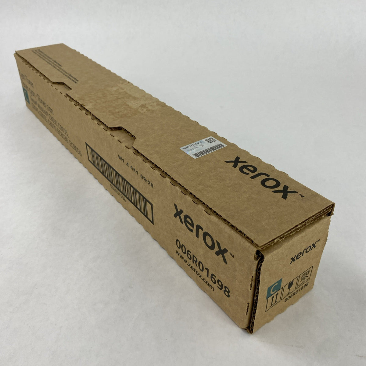 Xerox 006R01698 Cyan Toner Cartridge2