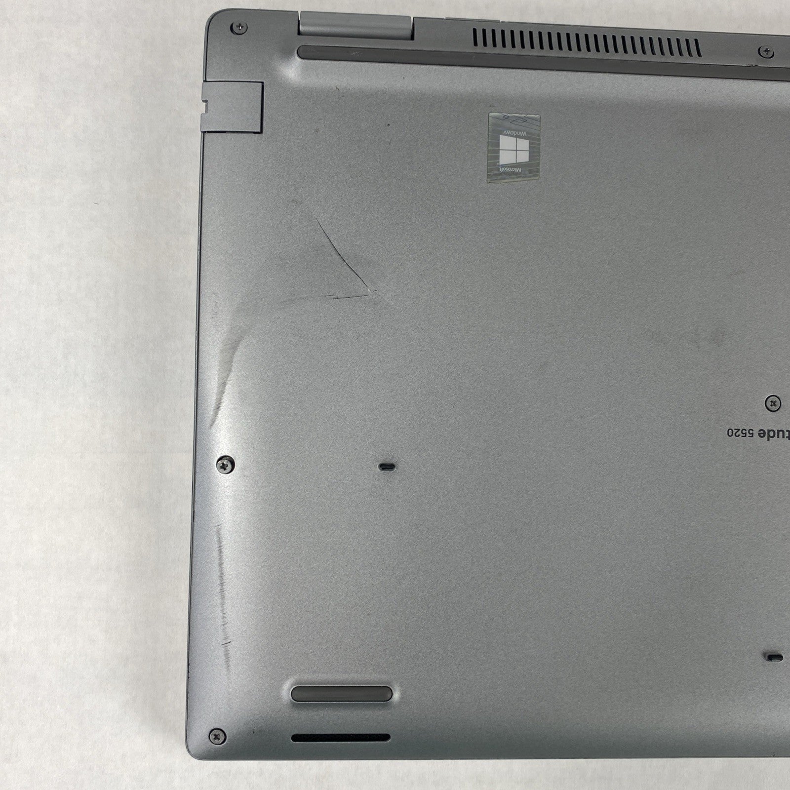 Dell Latitude 5520 Intel Core i5-1145G7 2.60GHz 16GB RAM 15.6" No SSD No OS