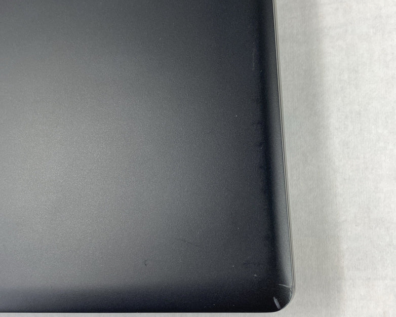 Dell Latitude 5590 Core i5-7300U 2.60 GHz 8 GB RAM 15.6" No Battery No HDD No OS