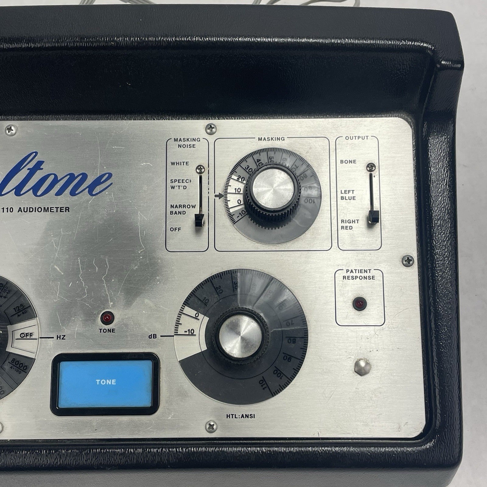 Beltone Model 110 Audiometer w/ Headphones3