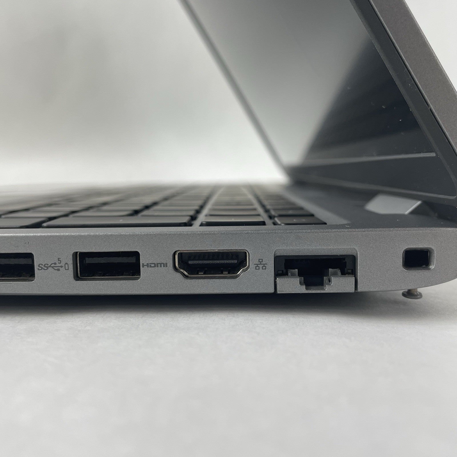 Dell Latitude 5540 15.6" i5-1345U 4.35 GHz 8 GB RAM No SSD/OS/AC - READ Residue10