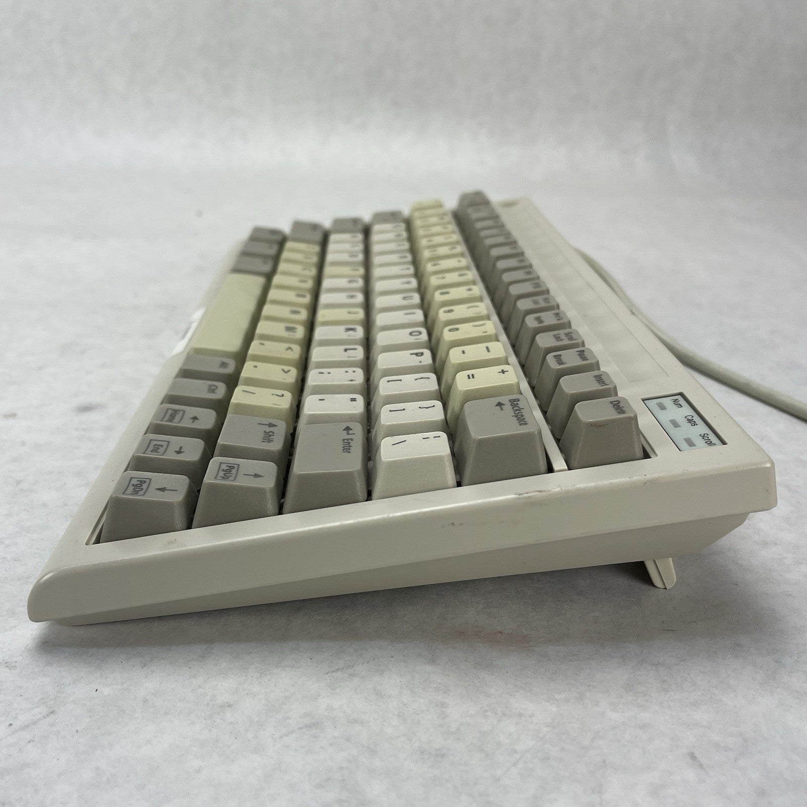 BTC 5100c Keyboard FCC ID E5X5R5BTC-5100C Tested6