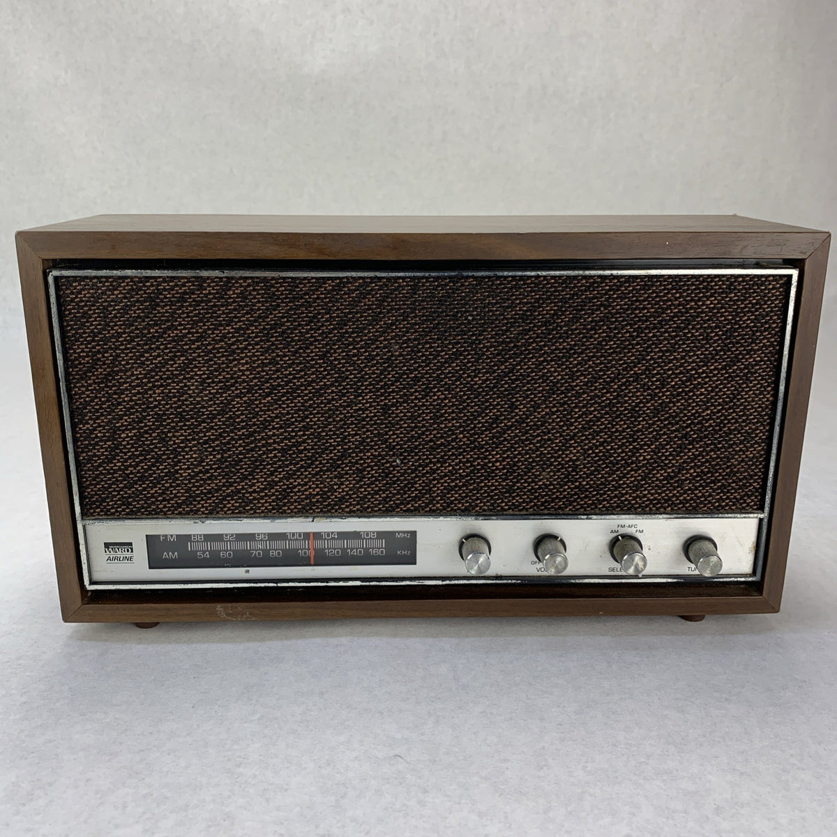 Vintage Montgomery Ward Airline Electronic GEN-1743A  AM/FM Receiver - Tested1