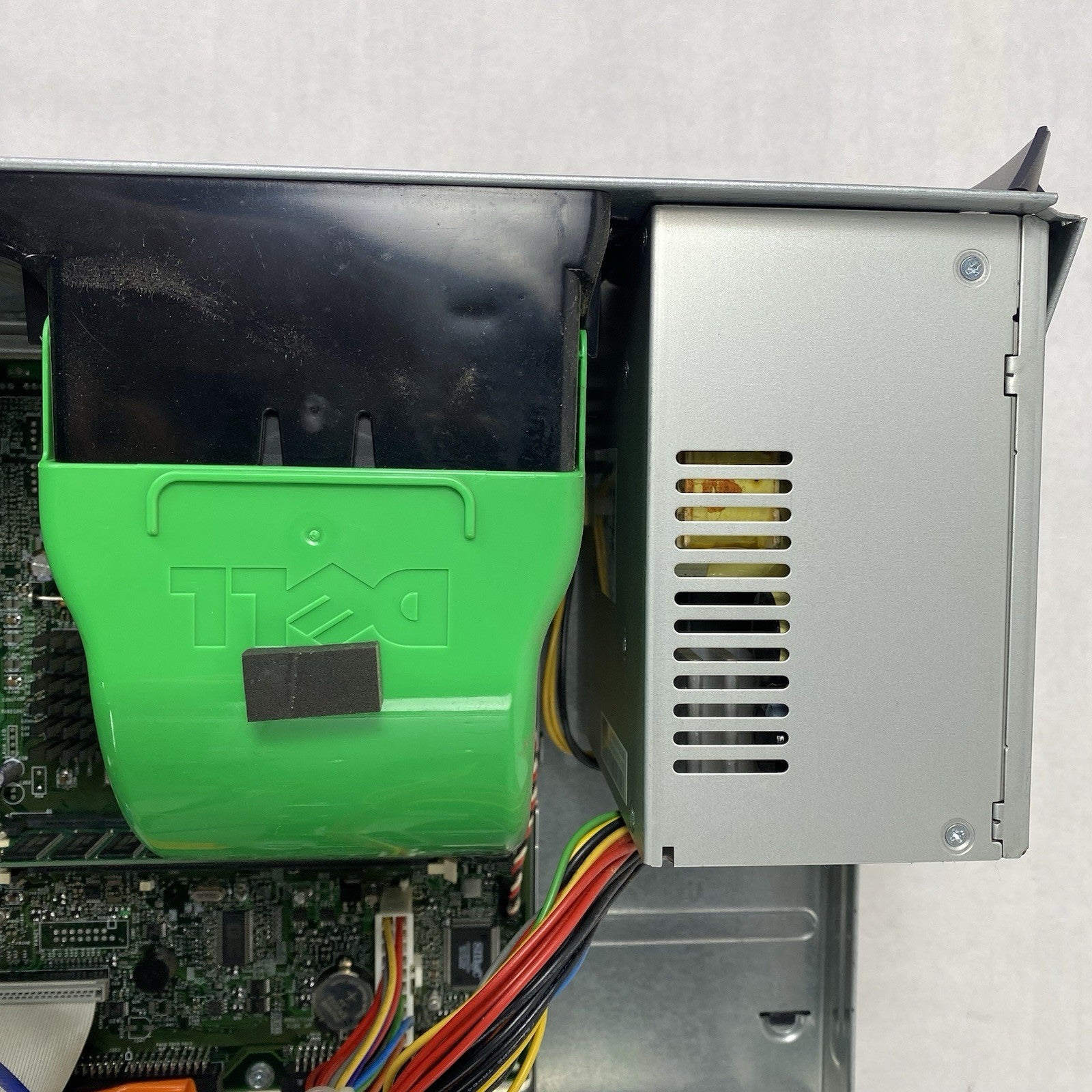 Dell Dimension 4300 MT Pentium 4 1.6GHz 256MB RAM No HDD No OS