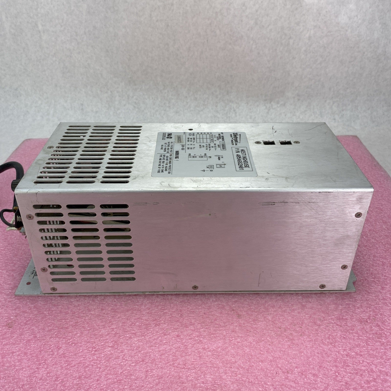 Deltron VF Series 11088XA 13VDC 46A 875W Westinghouse 405A662H01 Power Supply 12
