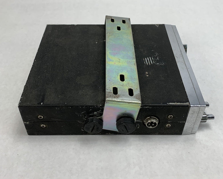 Connex 3300 AM/FM CB Radio No Microphone