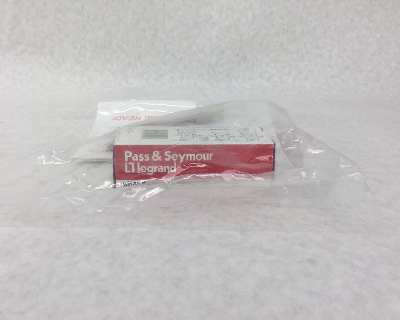 XEROX 600S3703 Receptacle & Cover Plate New