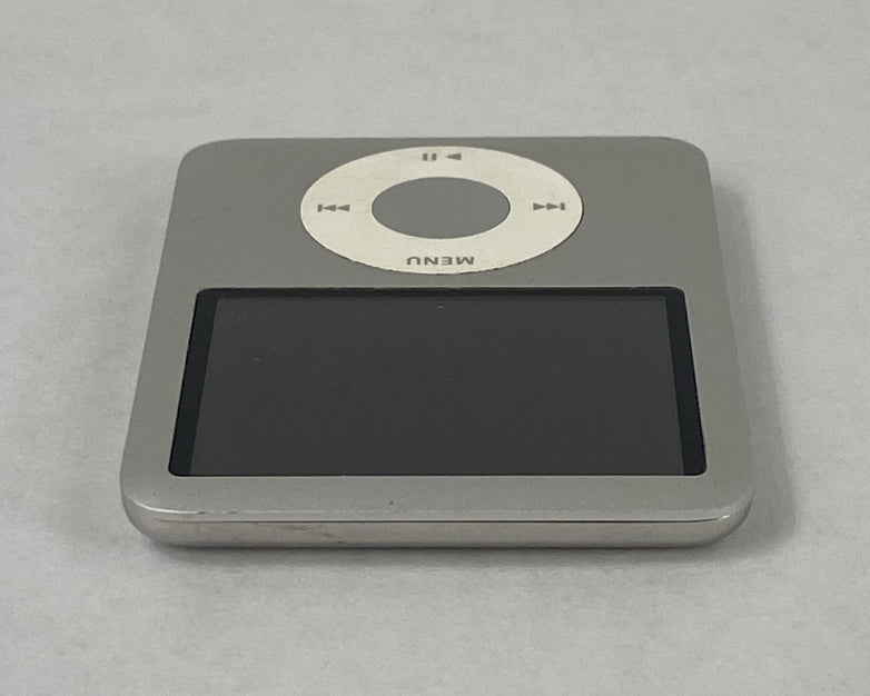 Apple iPod Nano 3rd Gen A1236 8GB Silver v1.1.3