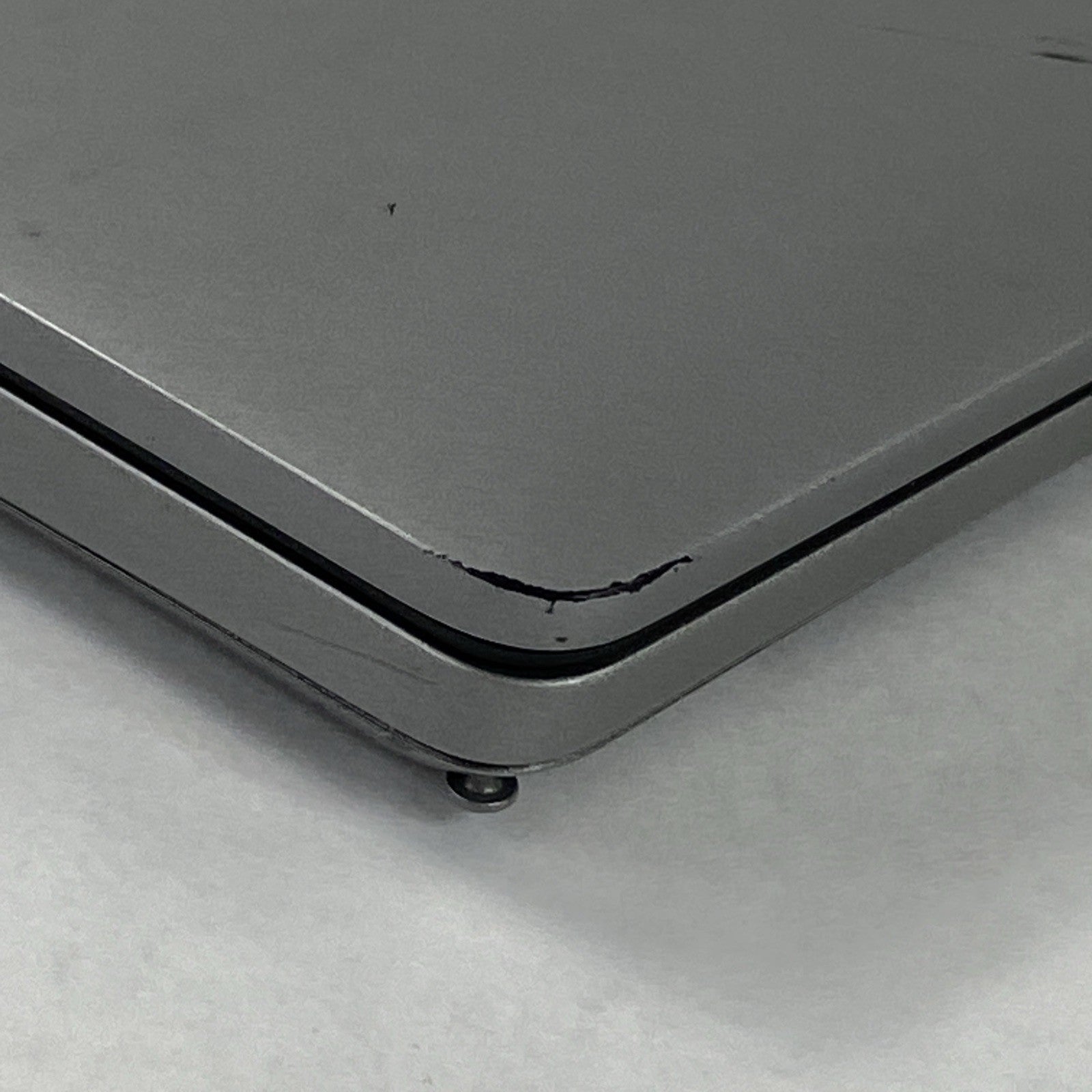 Dell Latitude 5410 Core i5-10210U 1.6GHz 16GB RAM 14.0" No Battery No HDD No OS