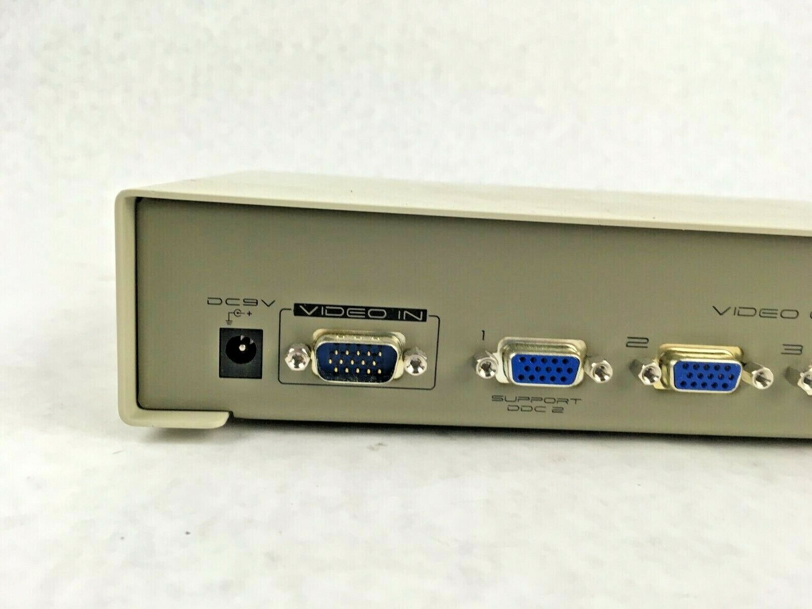 Aten VS-104 VGA Splitter Separator 250 MHz